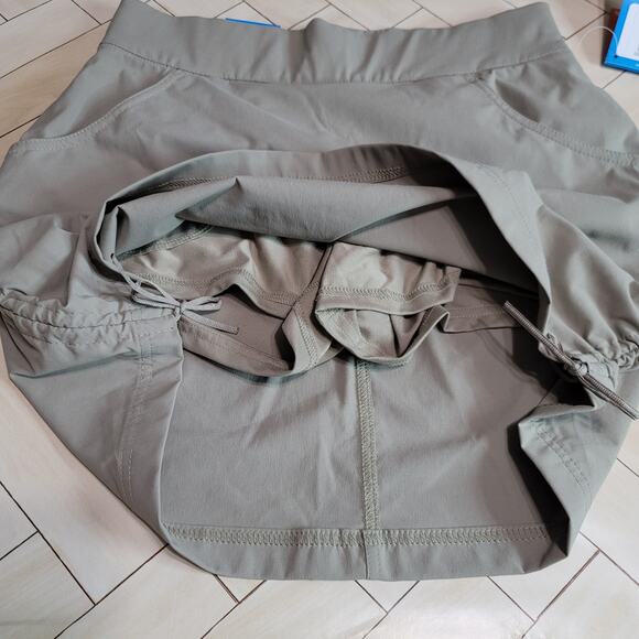 Columbia Active Wear Pull-On Omni Shade Tan Skort Size Small - Picture 5 of 12